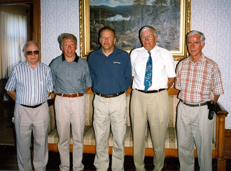 Delar kamratföreningens styrelse 1997.jpg